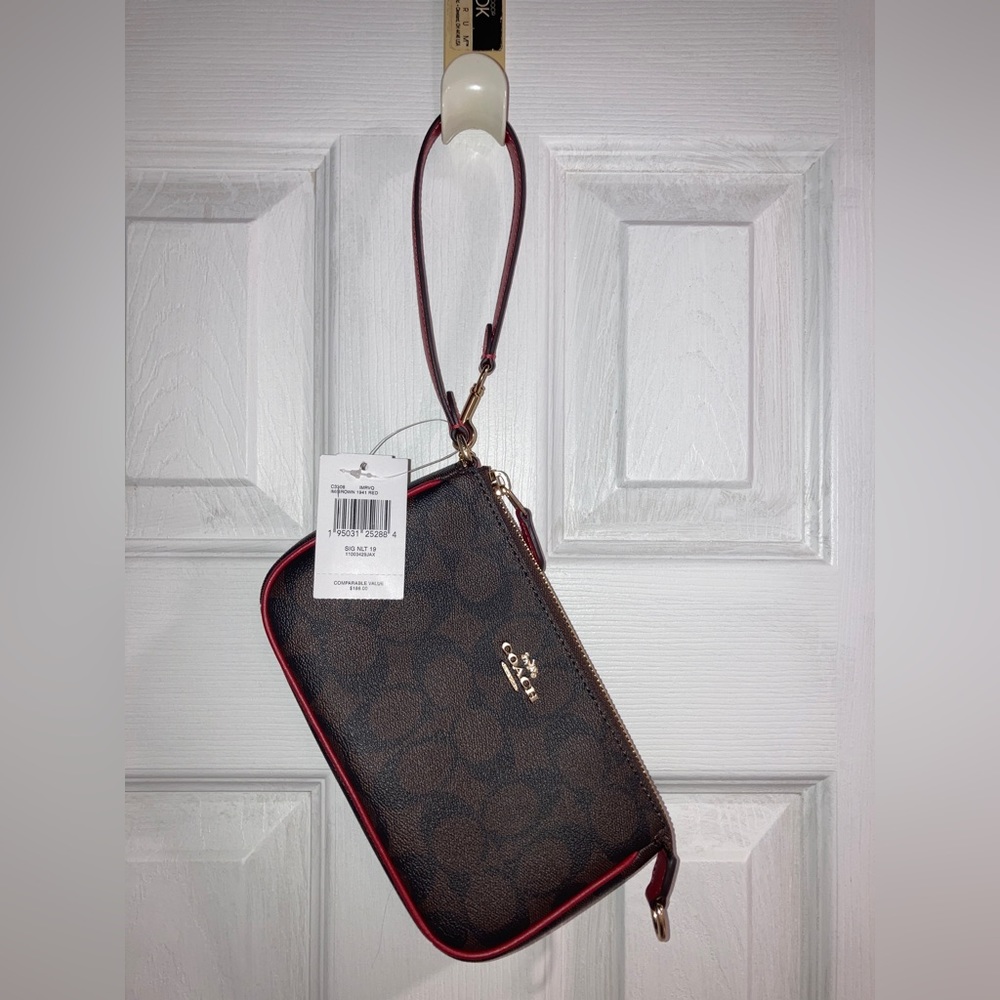 Coach Shoulder Bag - Picture 2 of 3